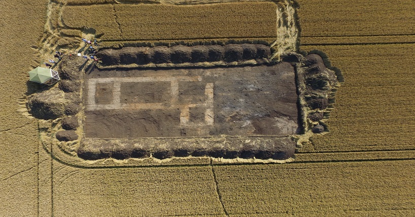  Prehistoric henge reveals centuries-old sacred site in Lincolnshire image